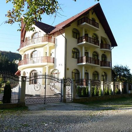 Vila A&N Timisu de Jos Ngoại thất bức ảnh